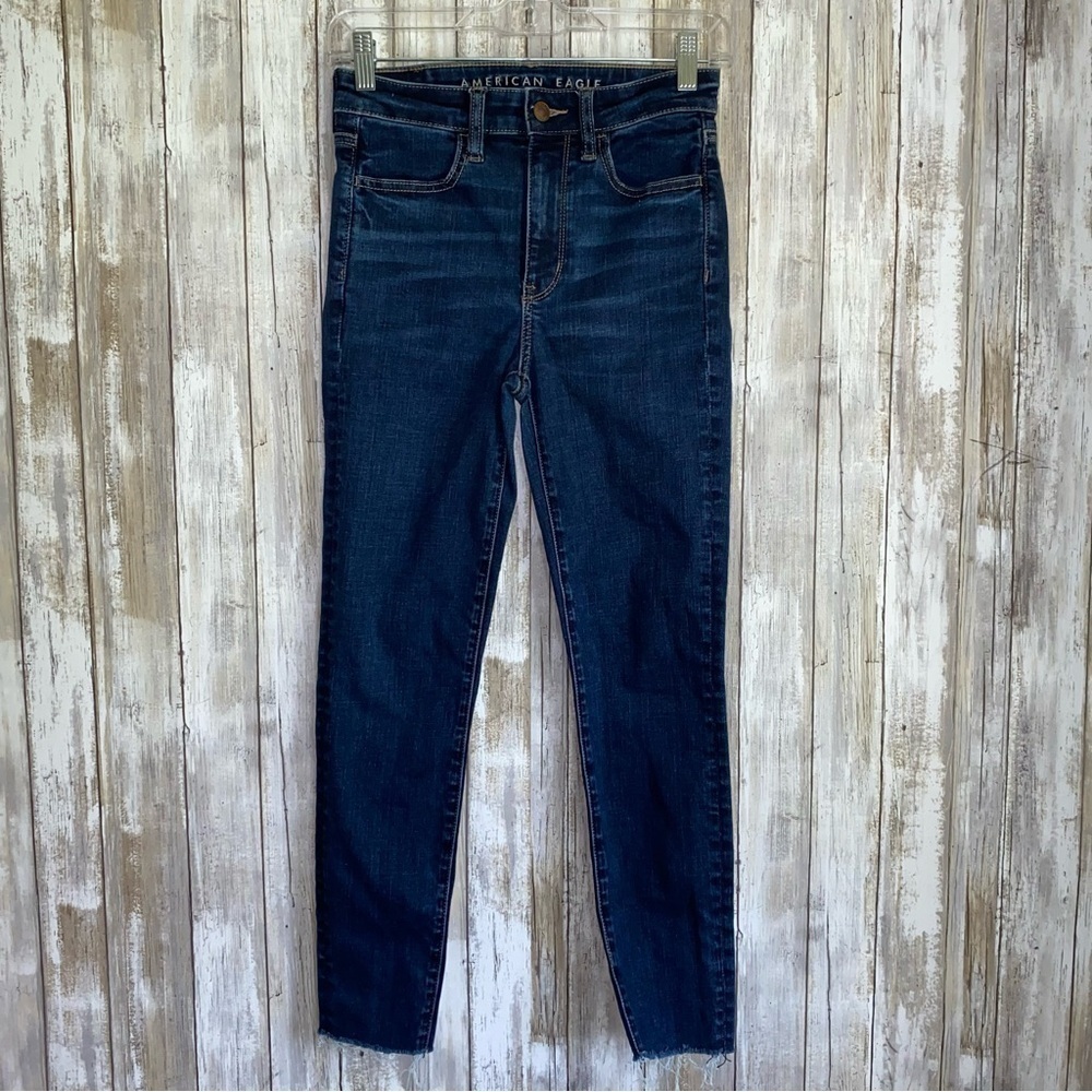 American Eagle Next Level Stretch Super High Rise Jegging Fray Bottom Jeans